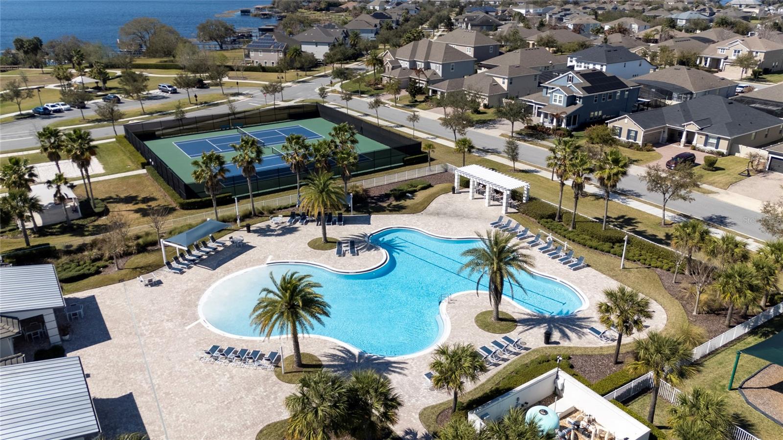 Image 26 of 27 For 15182 Sunrise Grove Court