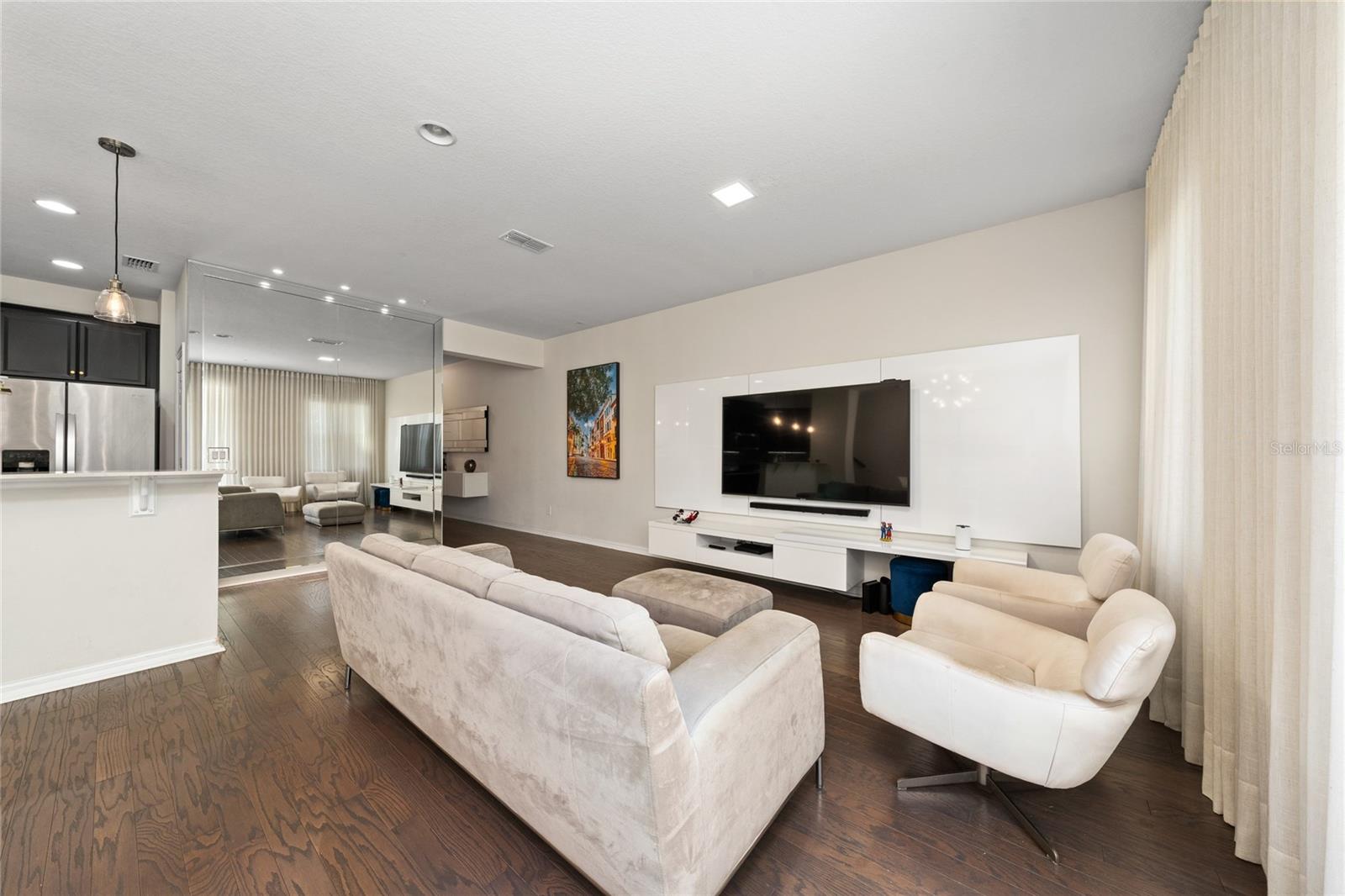 Image 9 of 27 For 15182 Sunrise Grove Court