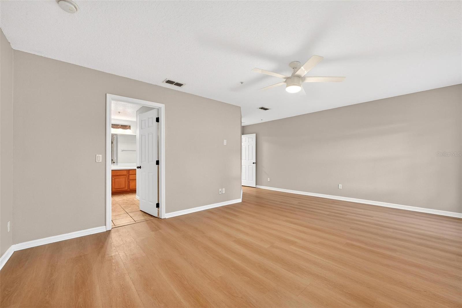 Image 27 of 55 For 1942 Beacon Bay Court