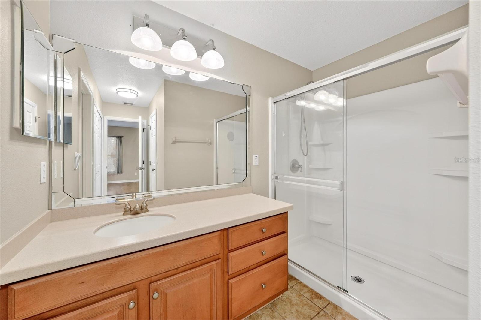 Image 29 of 55 For 1942 Beacon Bay Court