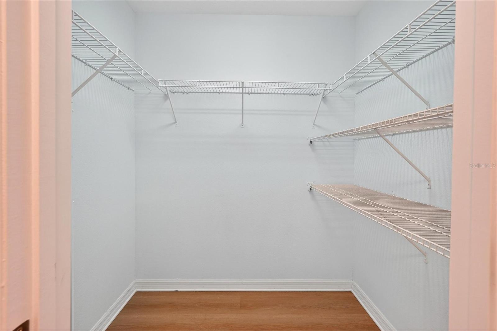 Image 33 of 55 For 1942 Beacon Bay Court