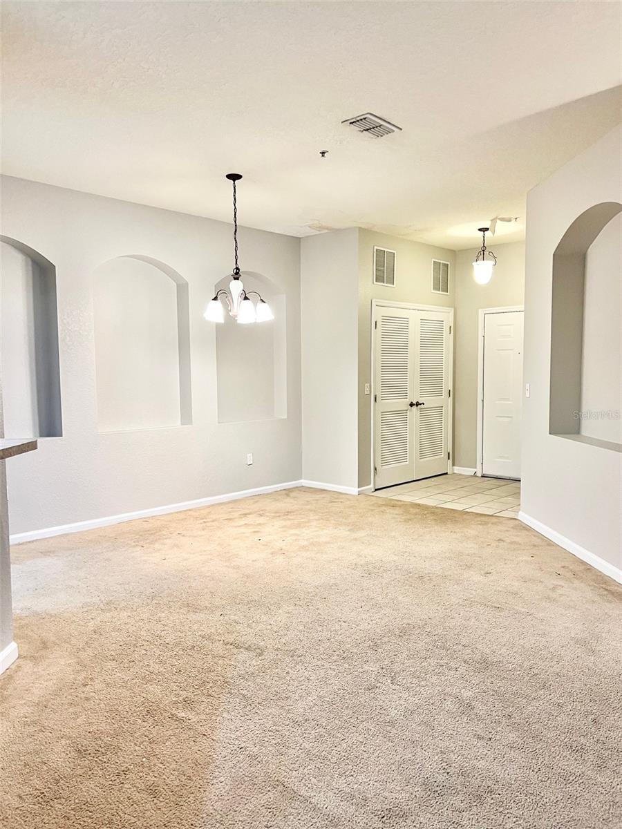 Image 4 of 22 For 3000 Laurel Park Lane 101