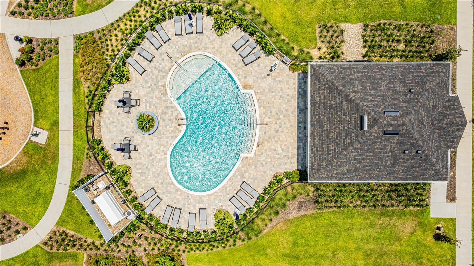 Image 27 of 35 For 1160 Lakeshore Breeze Place