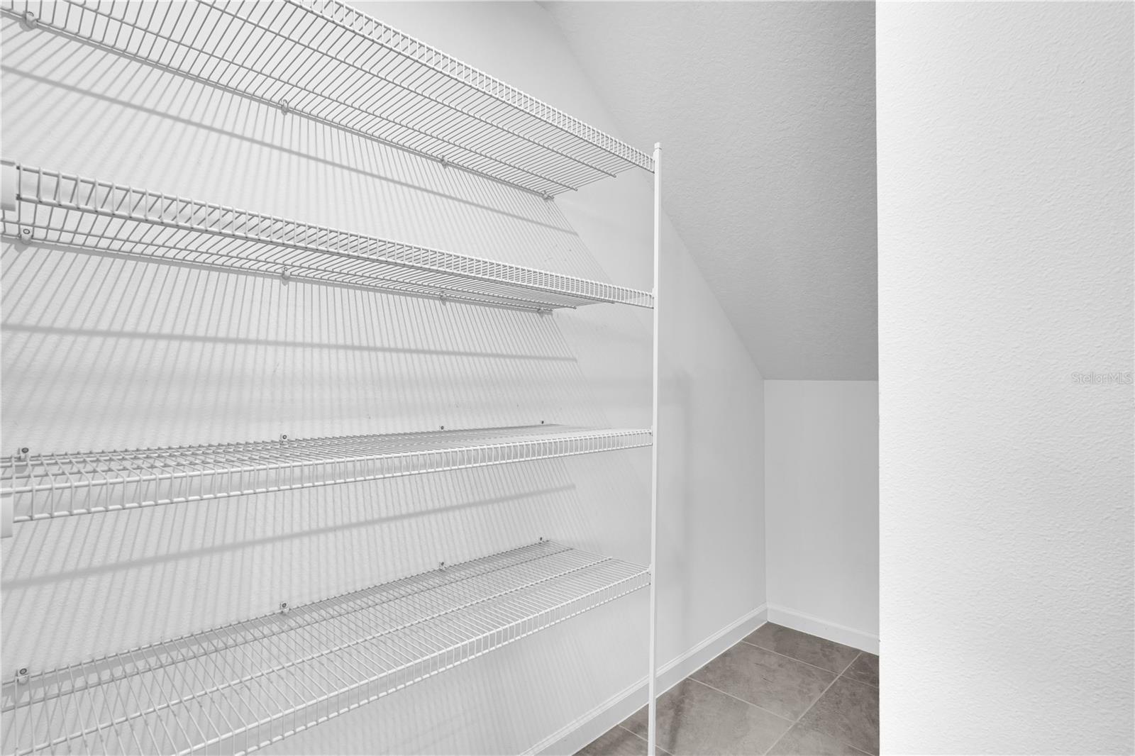 Image 7 of 35 For 1160 Lakeshore Breeze Place