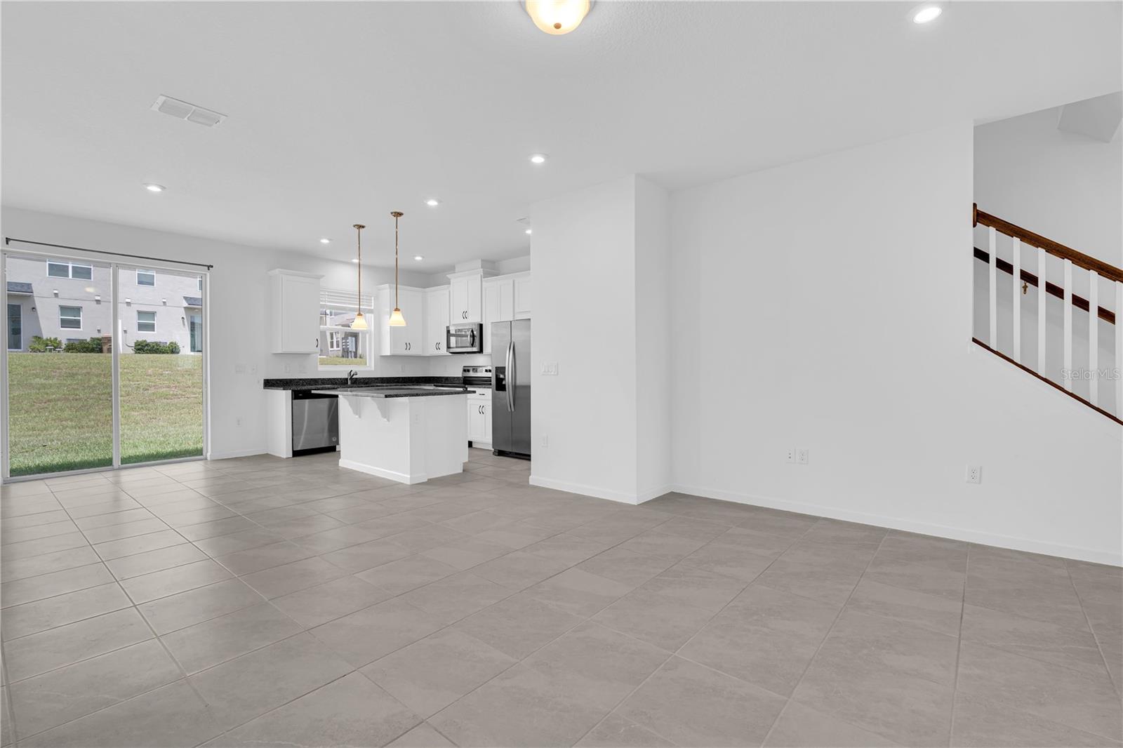 Image 8 of 35 For 1160 Lakeshore Breeze Place