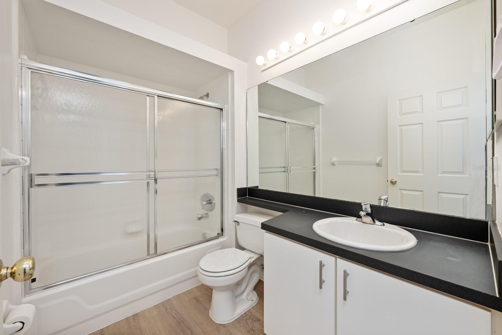 Image 17 of 29 For 3236 Fairfield Drive