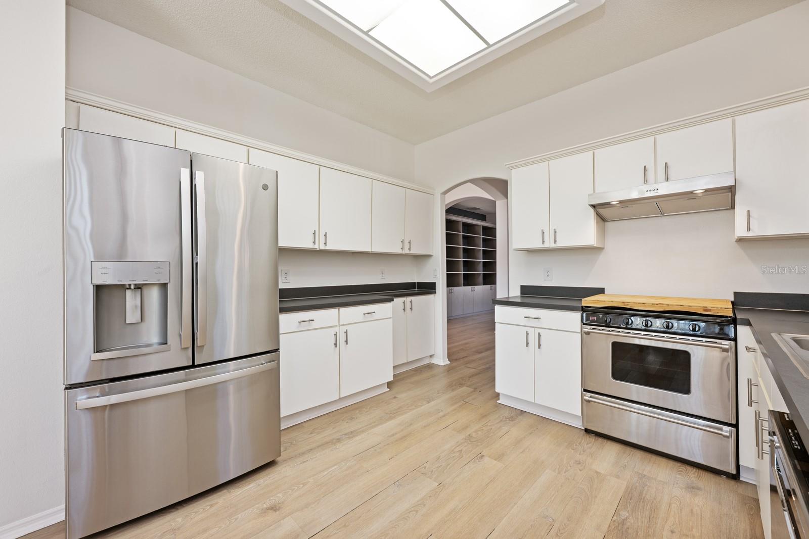 Image 9 of 29 For 3236 Fairfield Drive