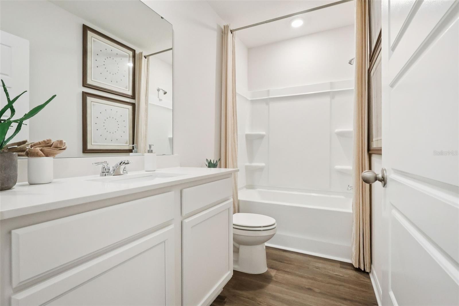 Image 24 of 31 For 2549 Olympic Court