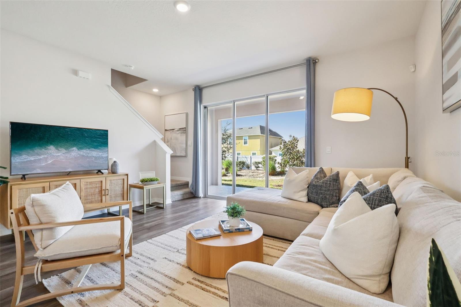 Image 5 of 31 For 2549 Olympic Court