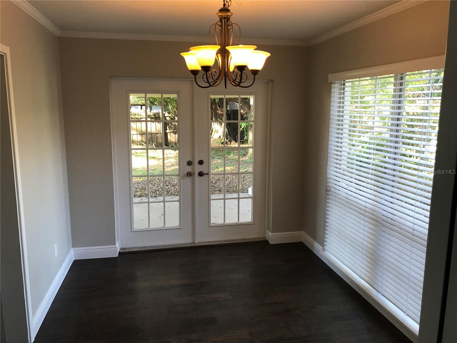 Image 3 of 15 For 1621 Morningside Drive