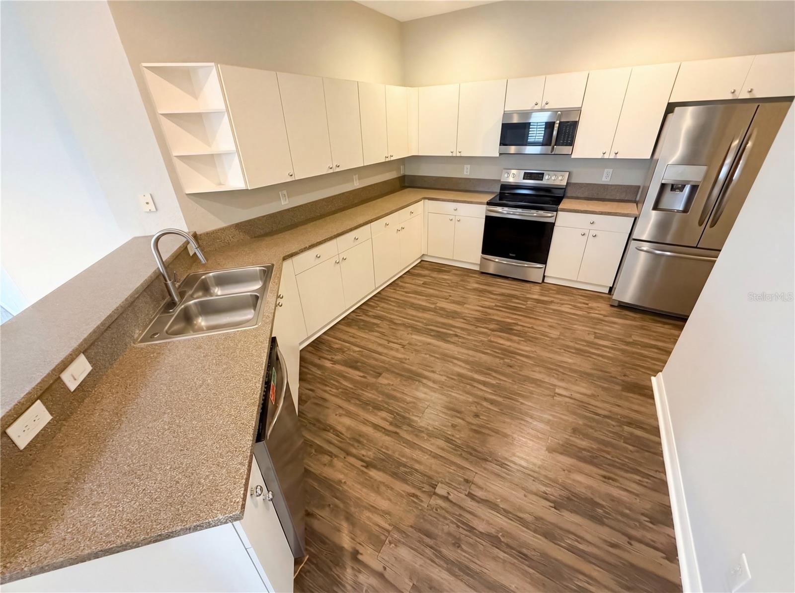 Image 16 of 28 For 11520 Captiva Kay Drive