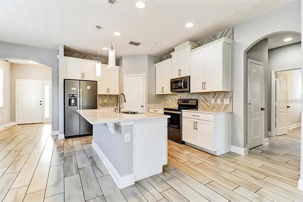 Image 11 of 24 For 1856 Napoli Drive