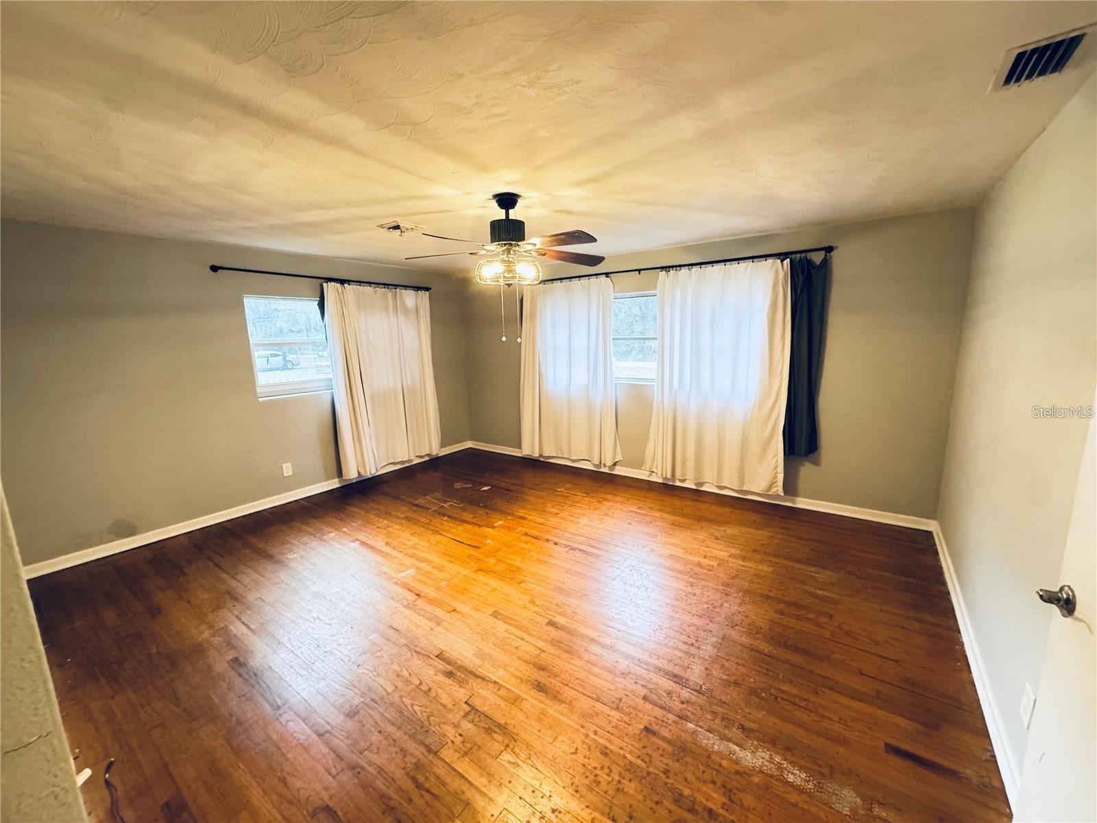 Image 12 of 26 For 2022 Edgewood Road