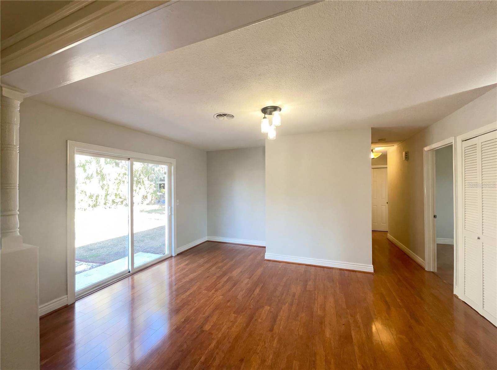 Image 10 of 19 For 830 Shady Lane