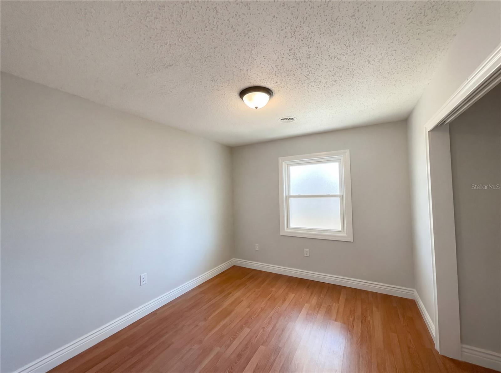 Image 11 of 19 For 830 Shady Lane