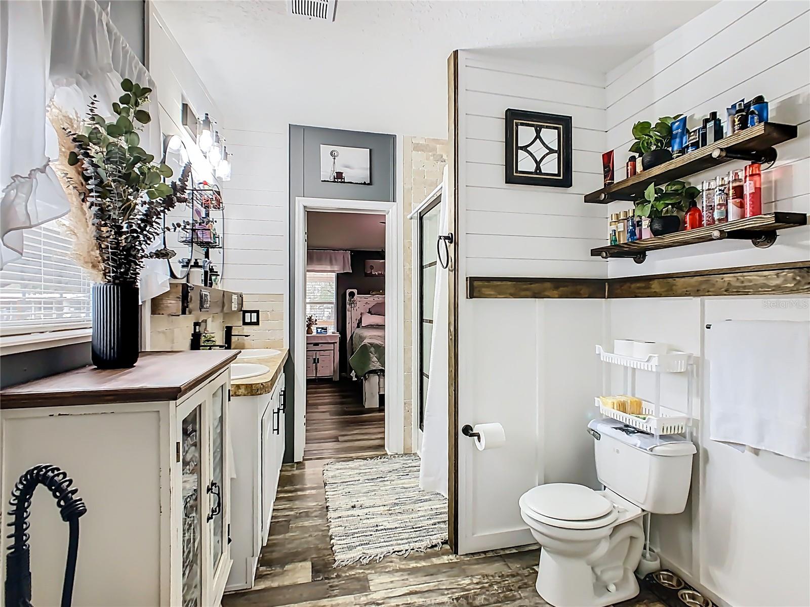 Image 24 of 35 For 214 Grove Ridge Drive