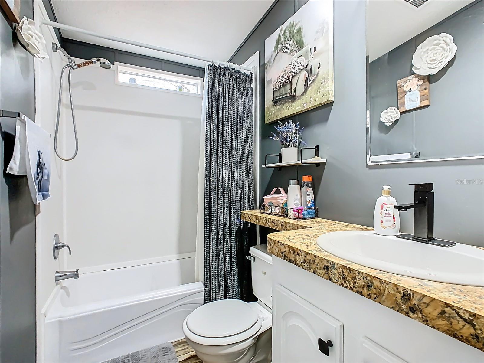 Image 28 of 35 For 214 Grove Ridge Drive