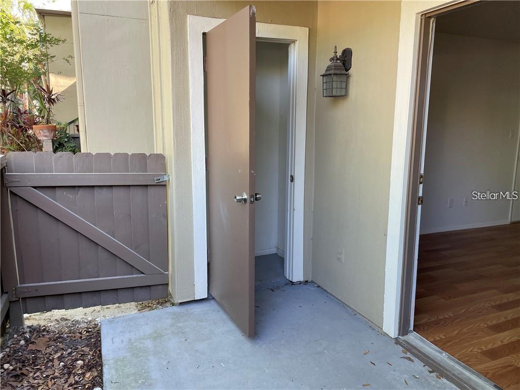 Image 18 of 36 For 246 Afton Square 105