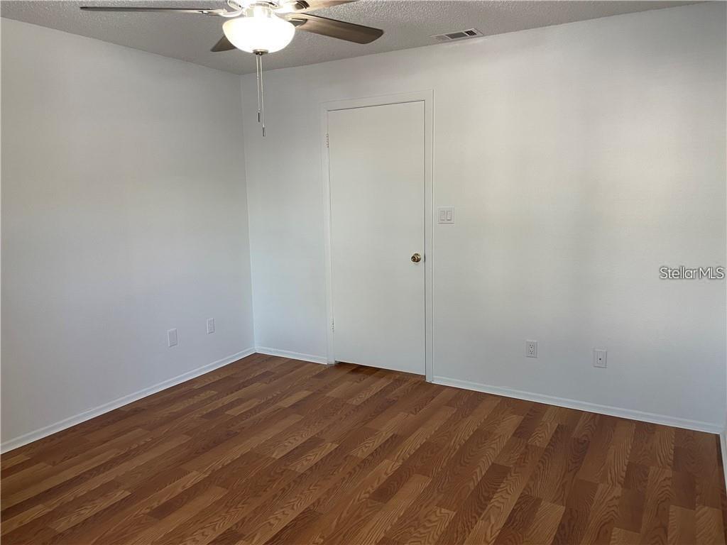 Image 4 of 36 For 246 Afton Square 105