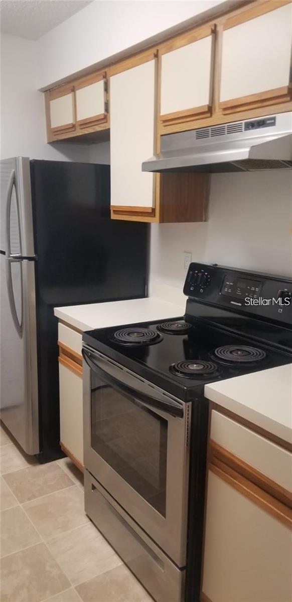 Image 6 of 36 For 246 Afton Square 105