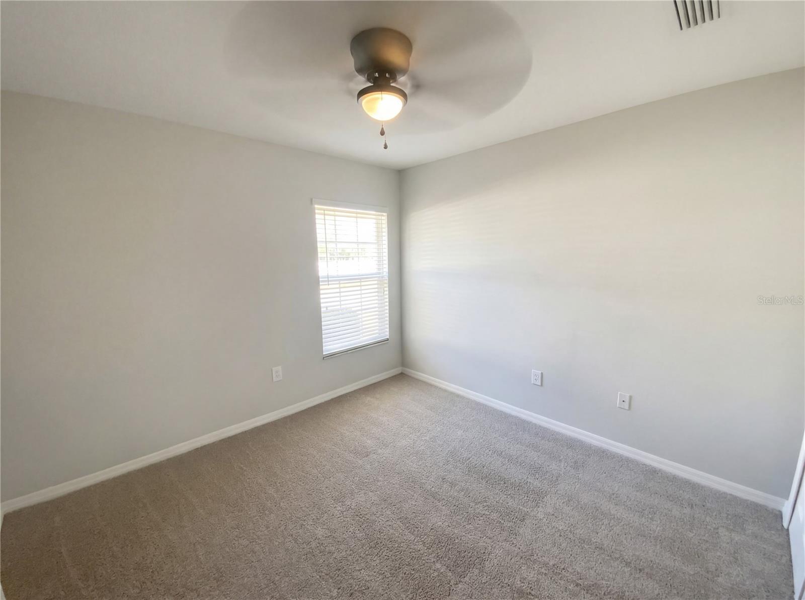 Image 15 of 25 For 13825 Royston Bend