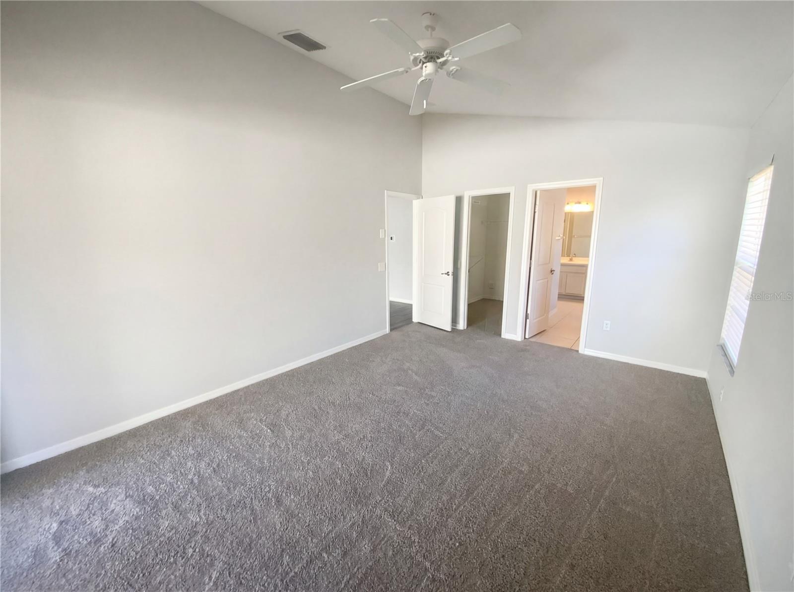 Image 4 of 25 For 13825 Royston Bend