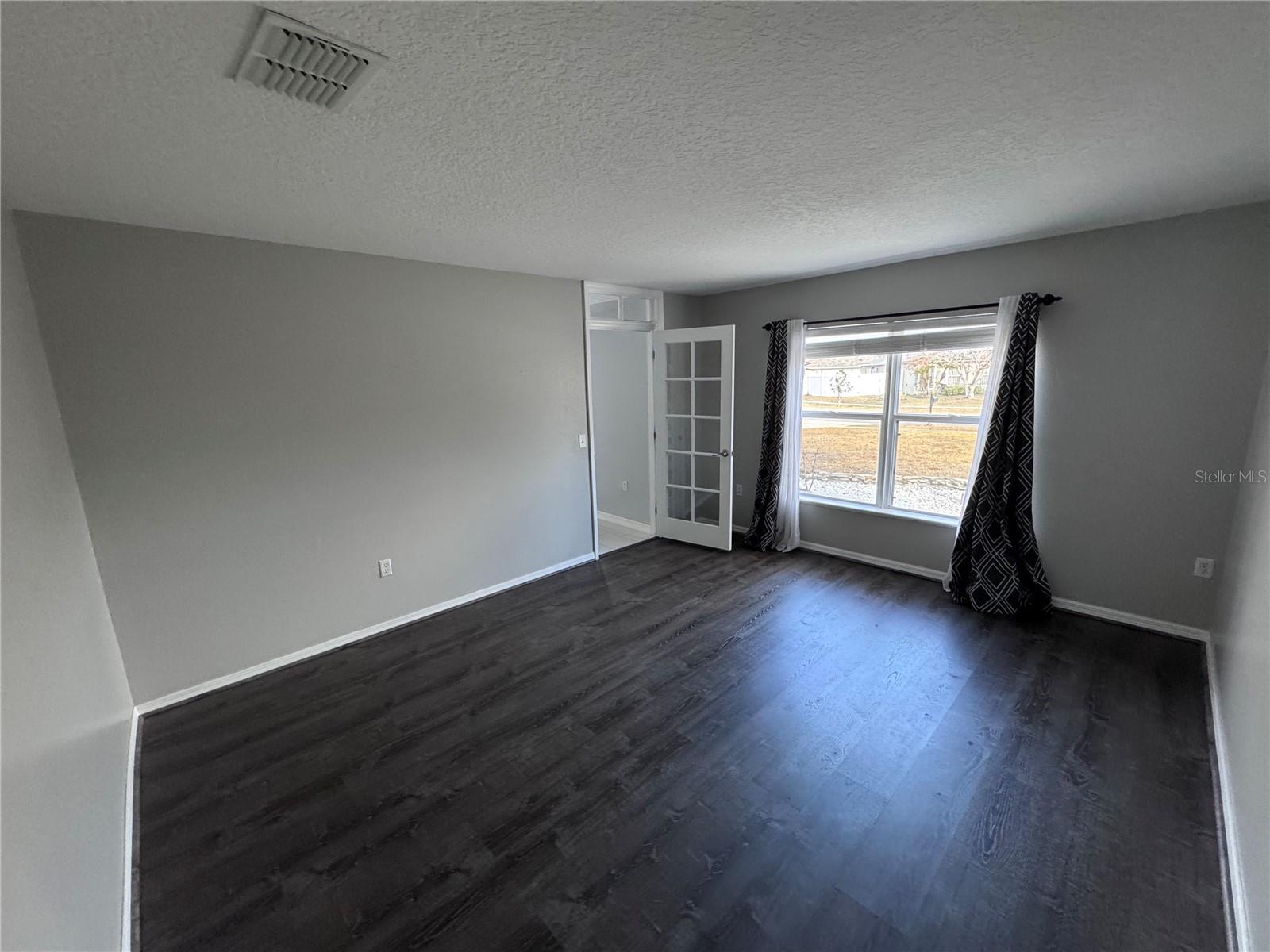 Image 15 of 63 For 4064 Sunny Day Way