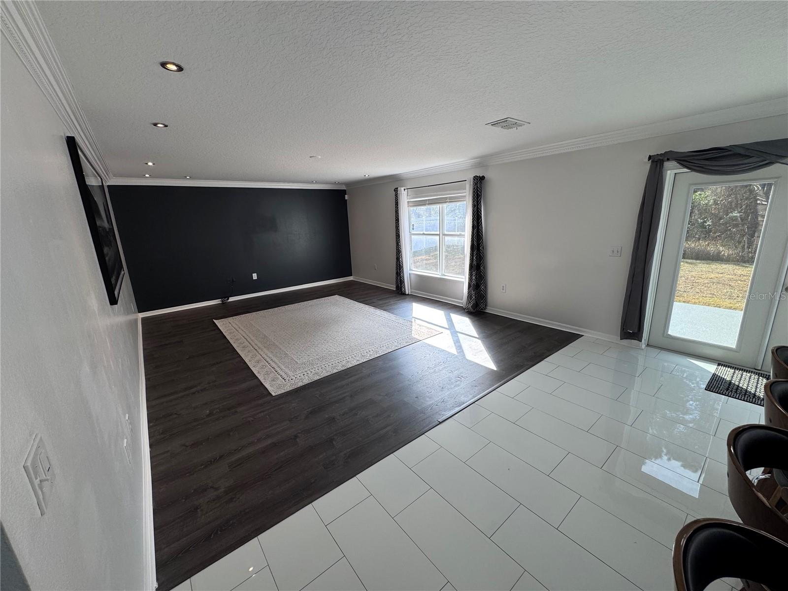 Image 17 of 63 For 4064 Sunny Day Way