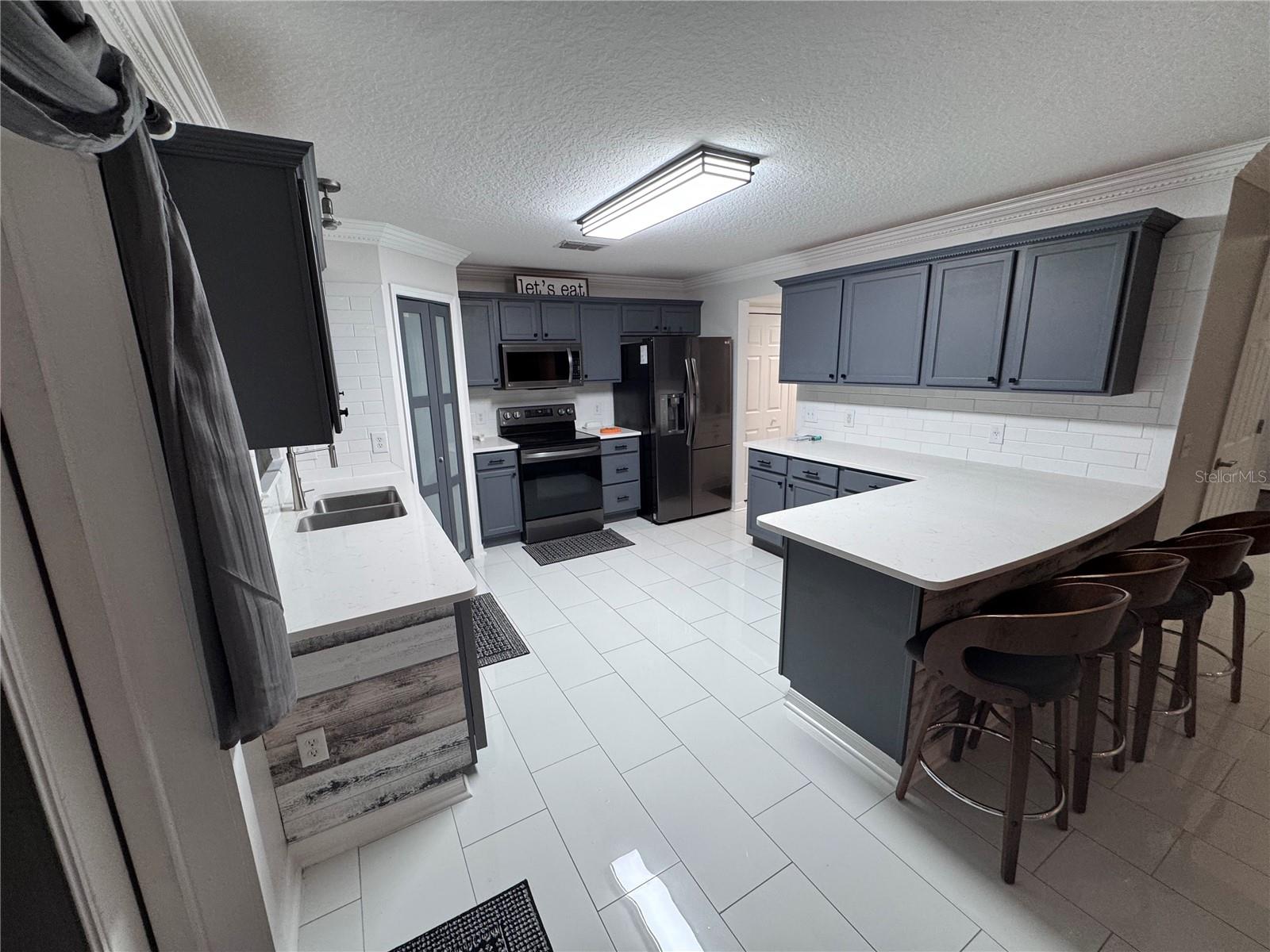 Image 23 of 63 For 4064 Sunny Day Way