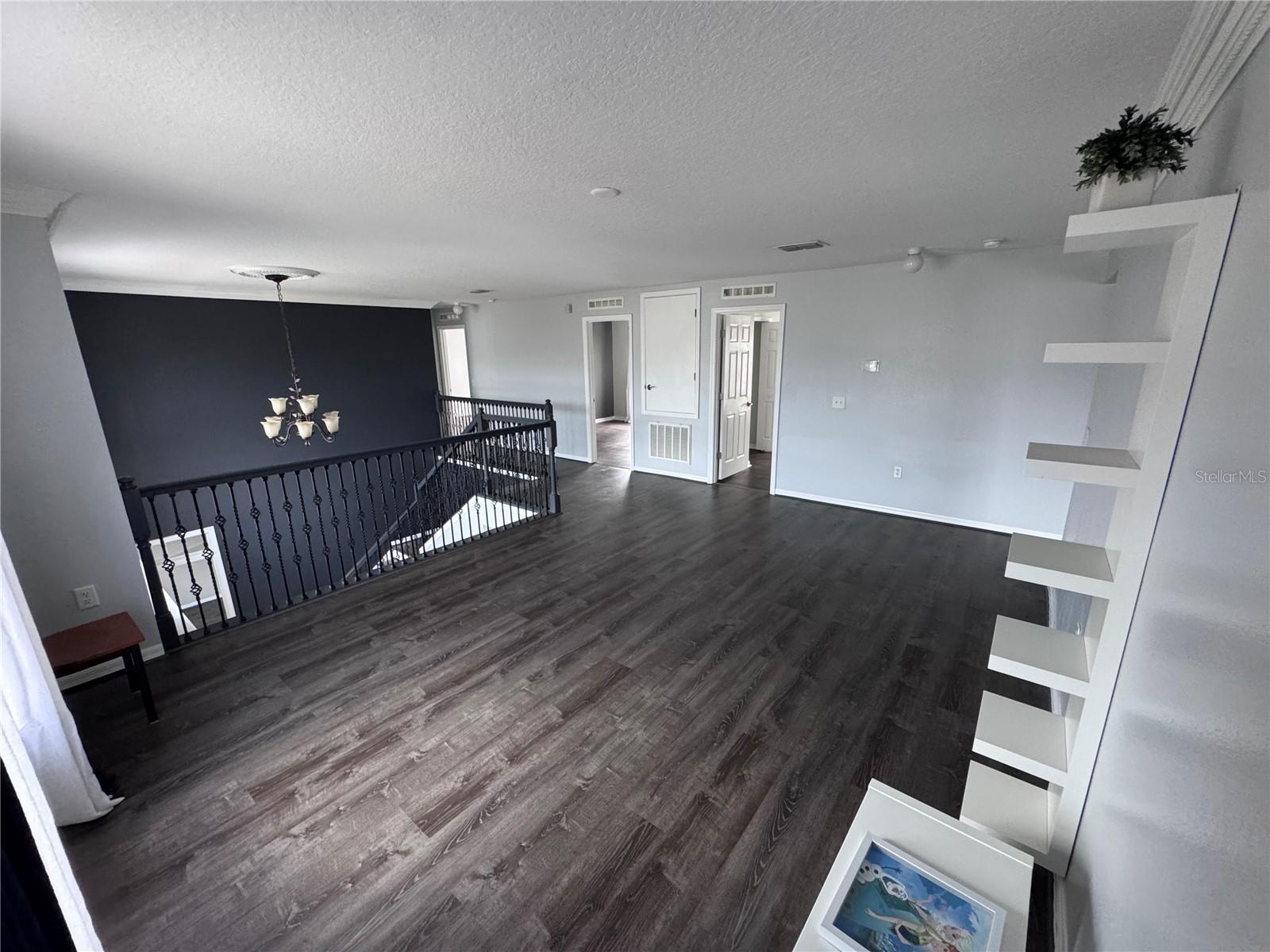 Image 32 of 63 For 4064 Sunny Day Way