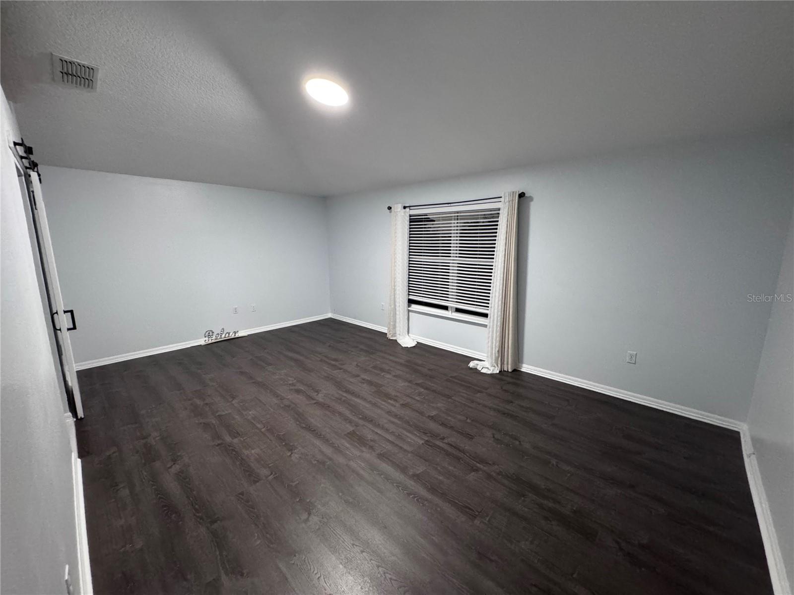 Image 33 of 63 For 4064 Sunny Day Way