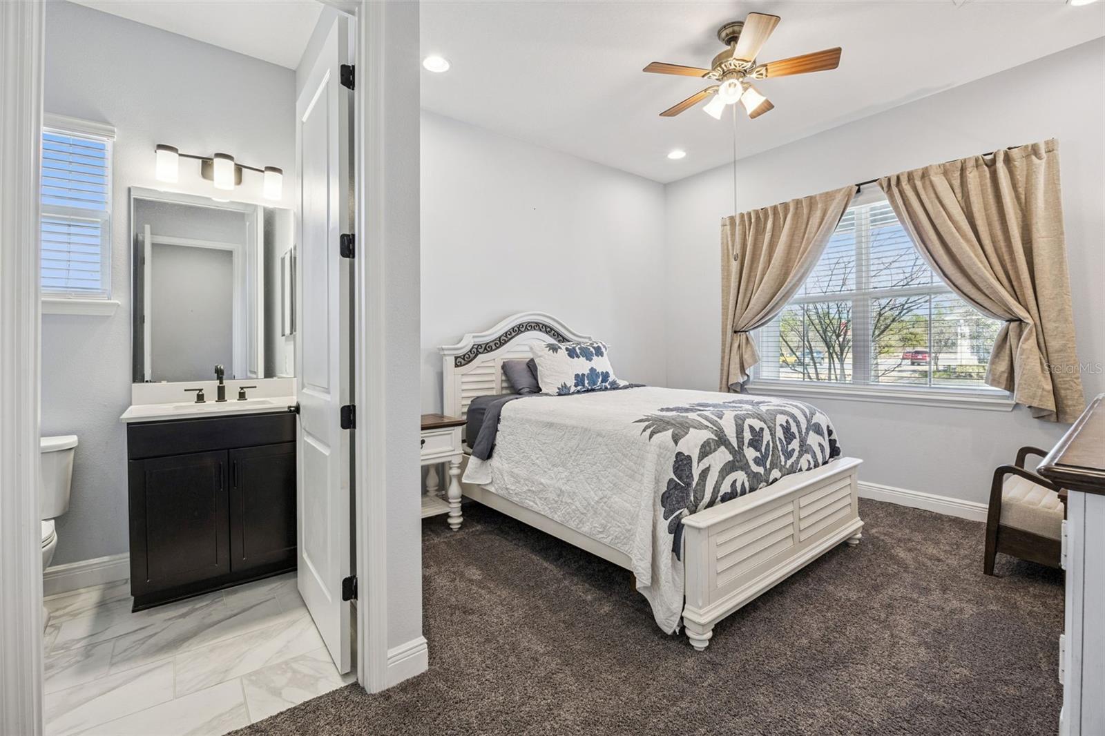 Image 15 of 53 For 10472 Petrillo Way