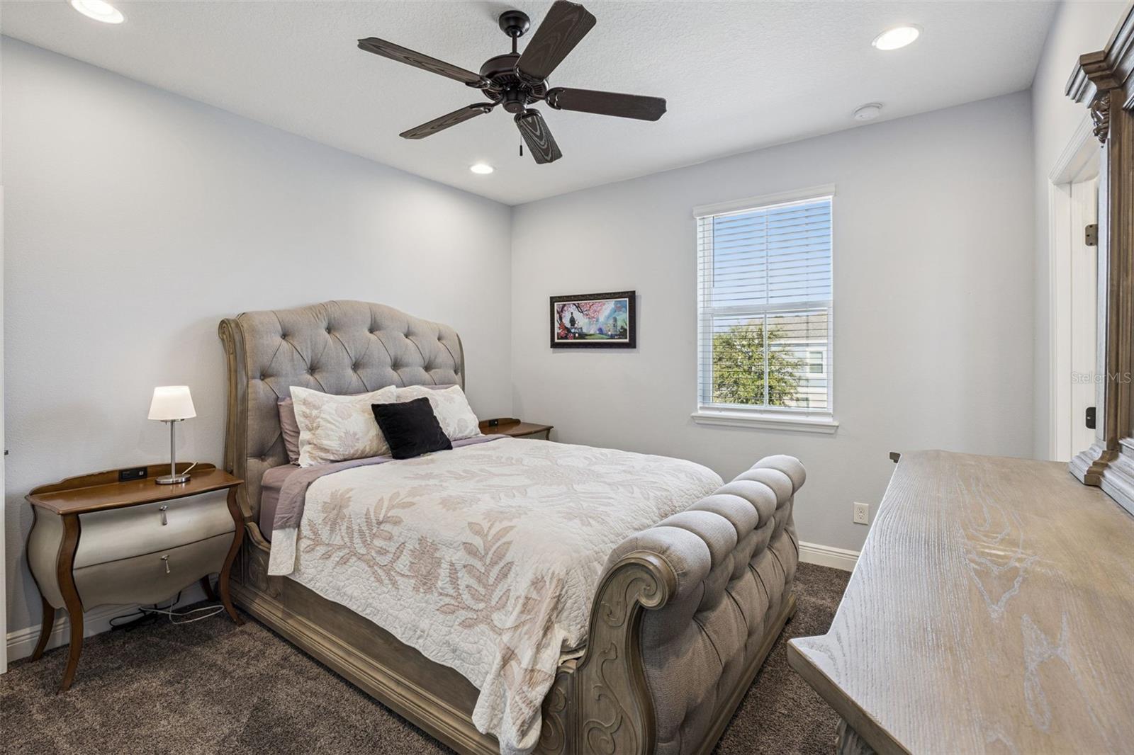 Image 32 of 53 For 10472 Petrillo Way