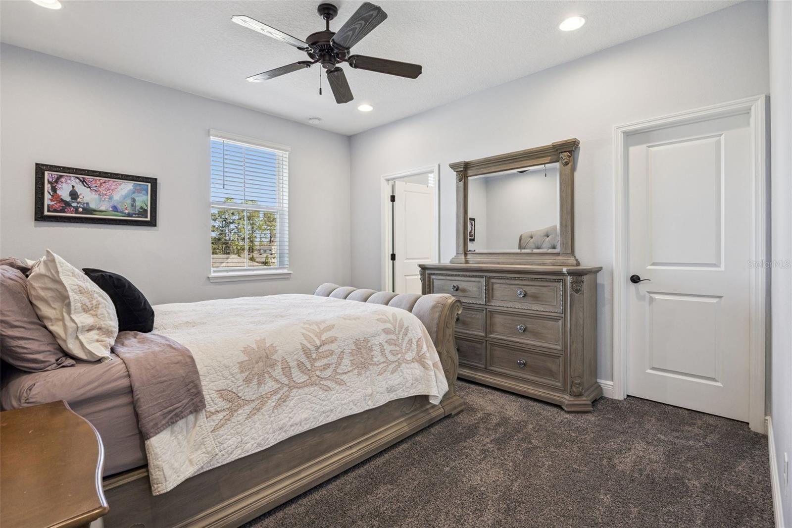 Image 33 of 53 For 10472 Petrillo Way