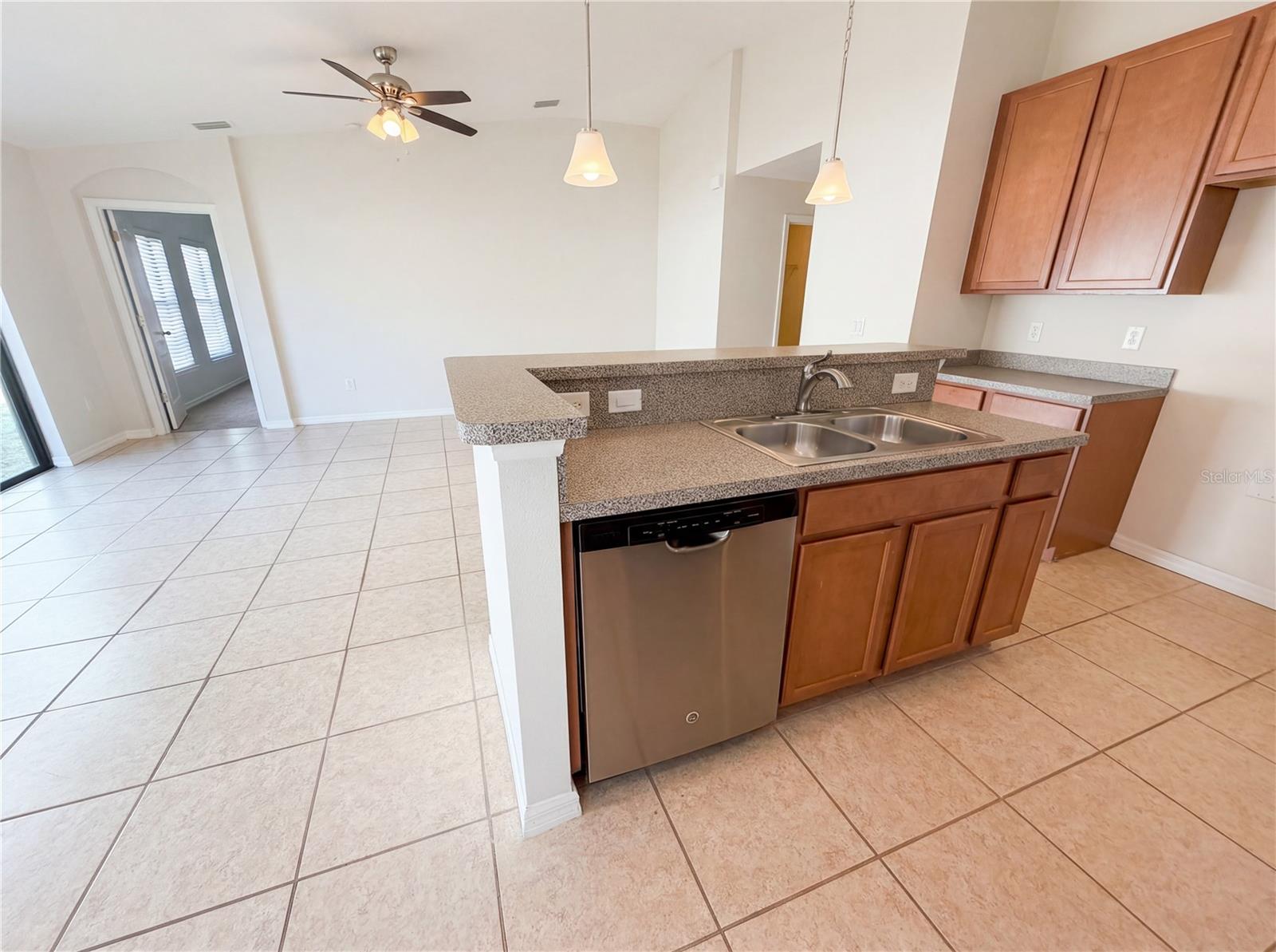 Image 15 of 24 For 11212 Carrick Stone Street