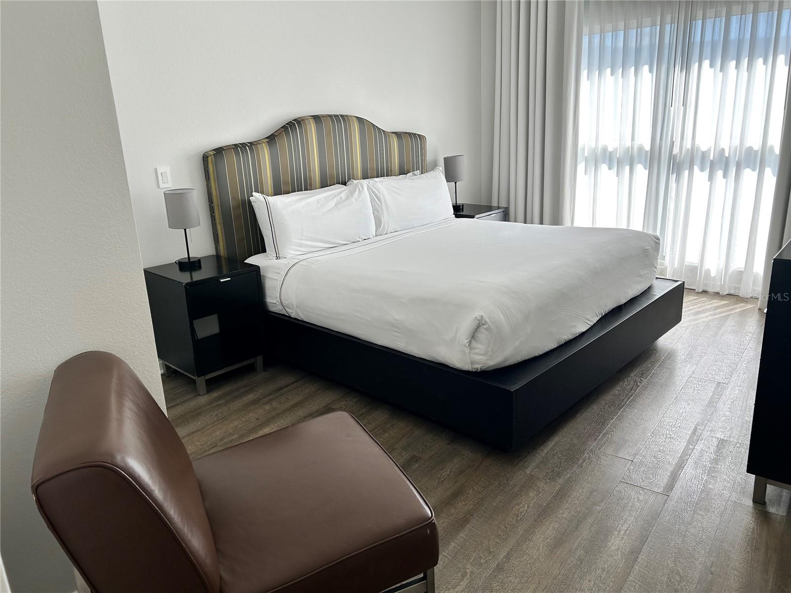 Image 10 of 17 For 225 Celebration Place 446