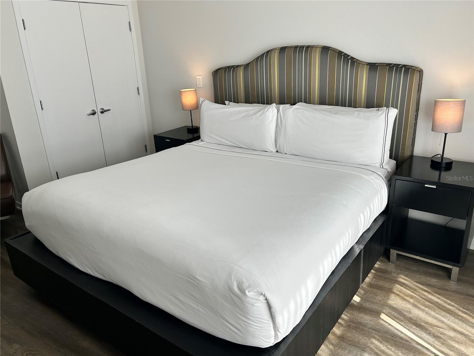 Image 11 of 17 For 225 Celebration Place 446