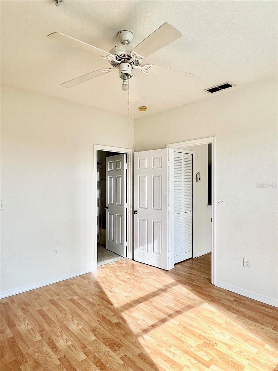 Image 11 of 27 For 8820 Dunes Court 304