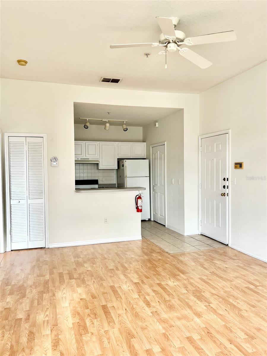 Image 6 of 27 For 8820 Dunes Court 304