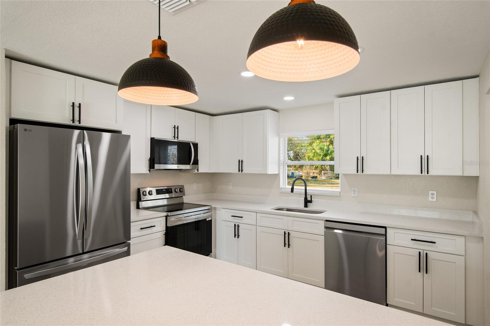 Image 7 of 29 For 156 Bosarvey Drive