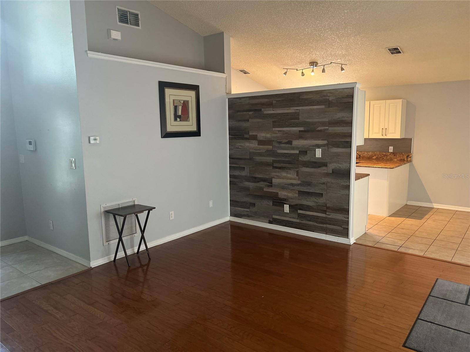 Image 16 of 16 For 11862 Hullbridge Court