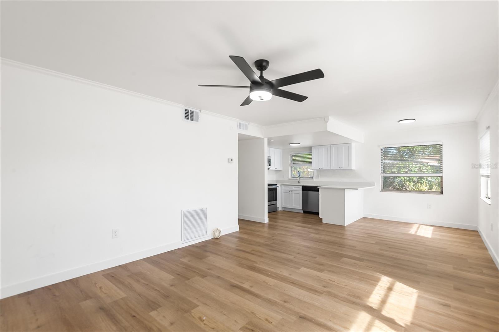 Details for 555 62nd Street S 110, ST PETERSBURG, FL 33707