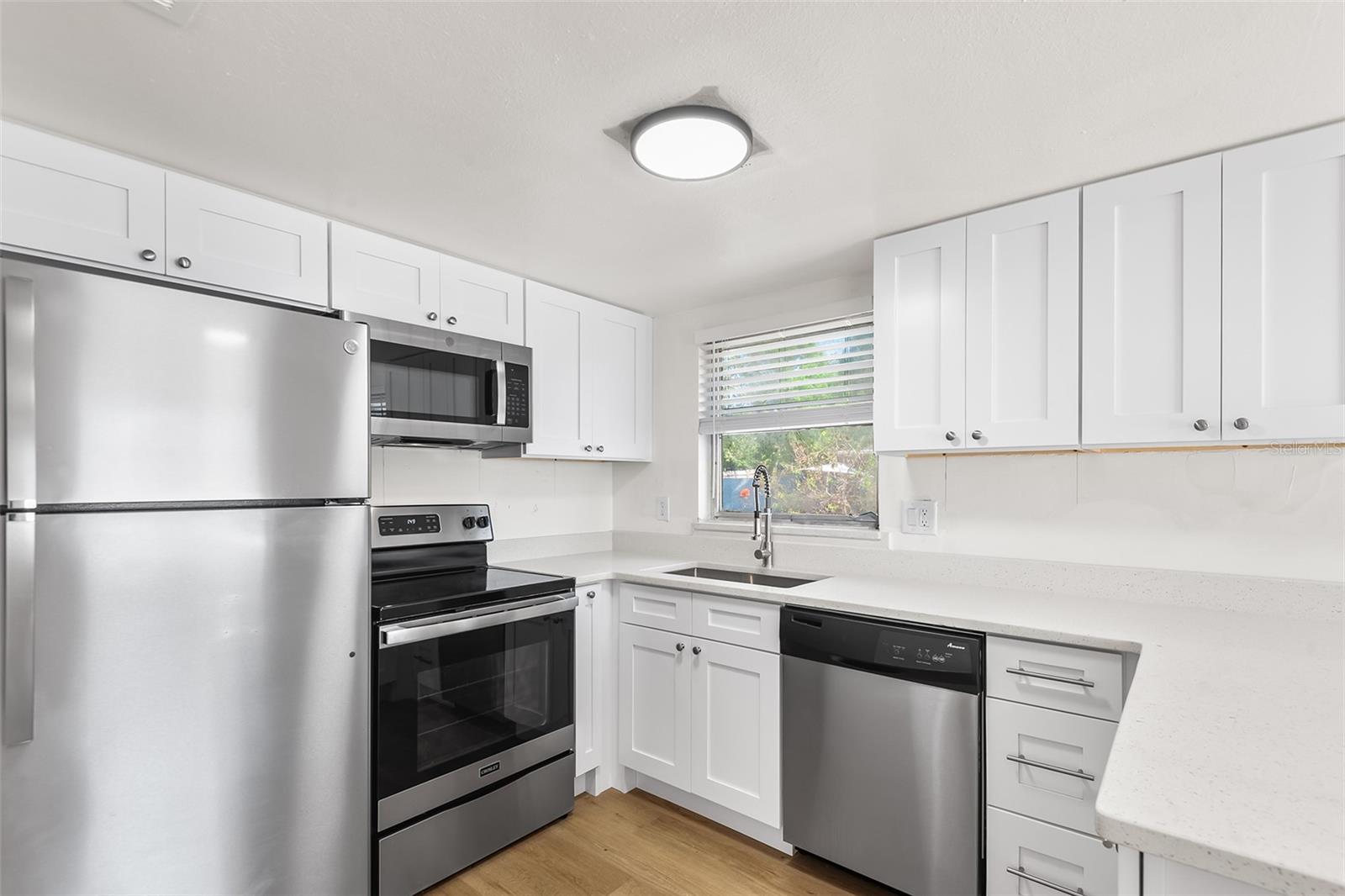 Image 4 of 9 For 555 62nd Street S 110