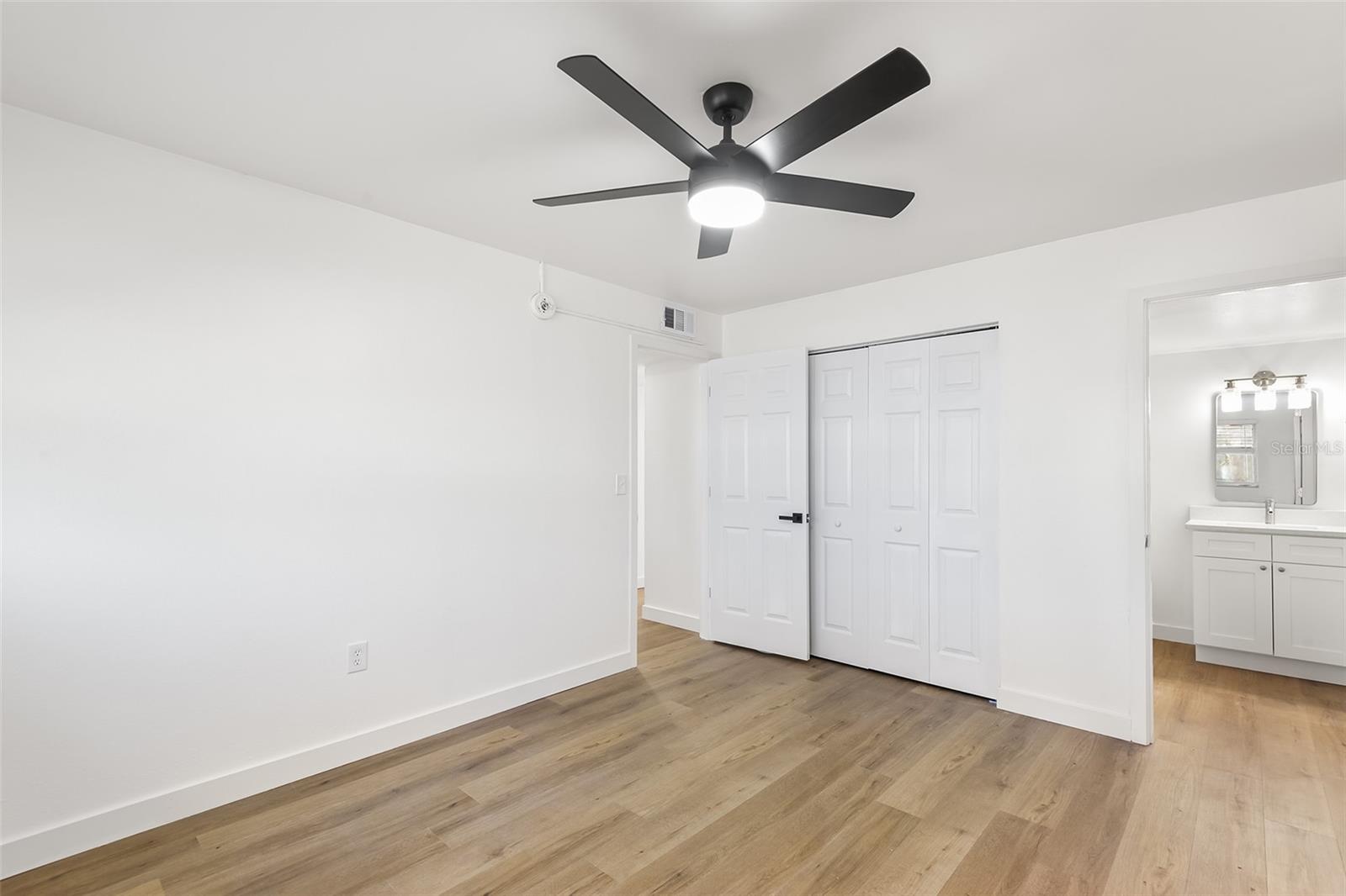 Image 8 of 9 For 555 62nd Street S 110