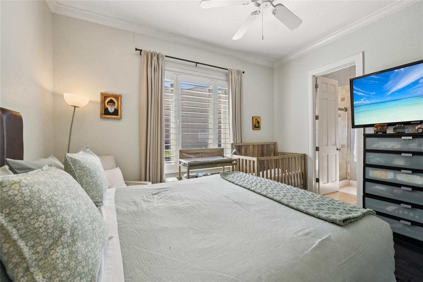 Image 32 of 73 For 5145 Latrobe Drive