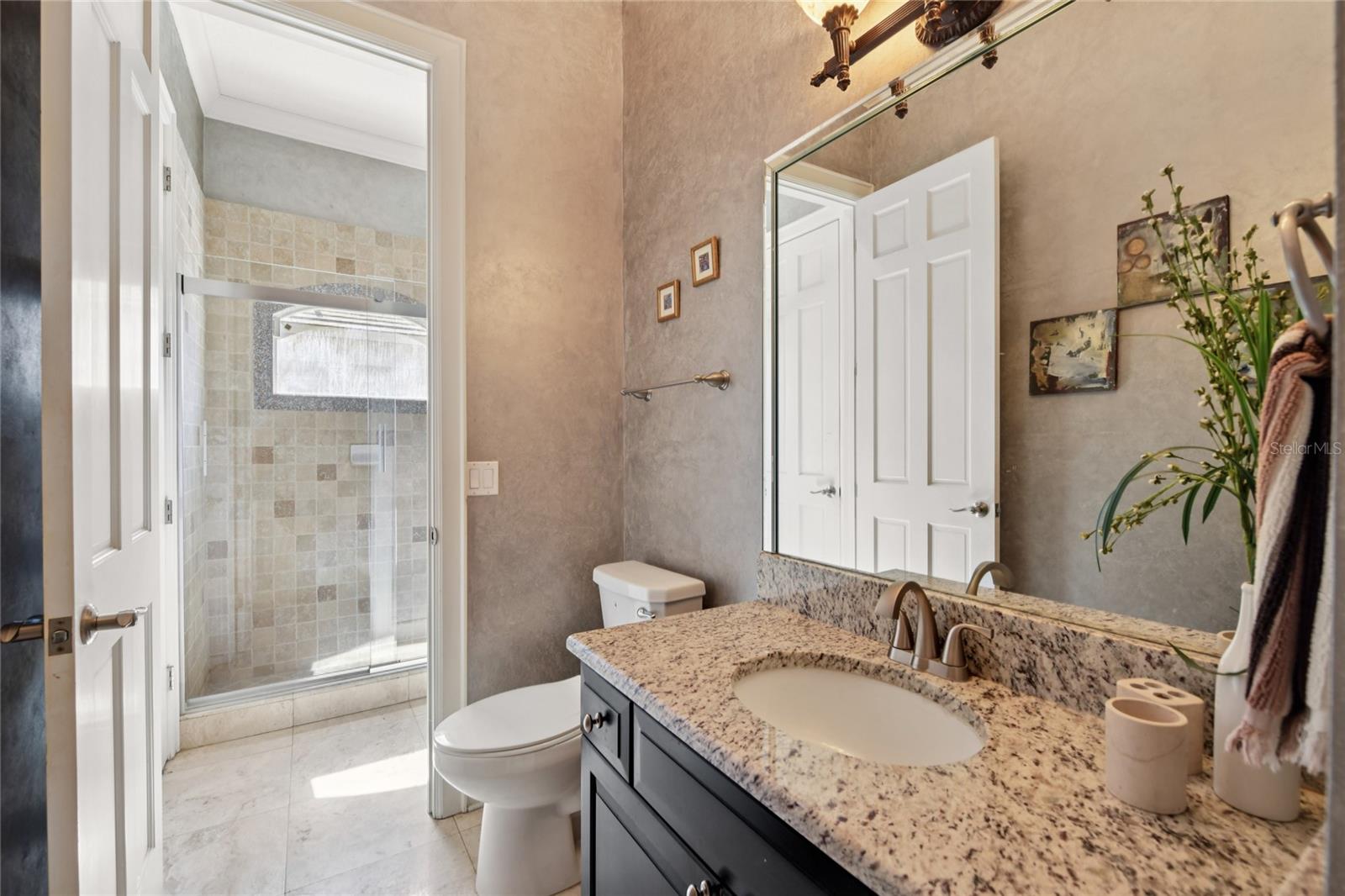 Image 33 of 73 For 5145 Latrobe Drive