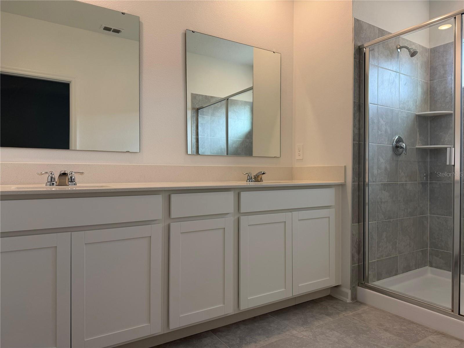 Image 12 of 19 For 2950 Savoir Avenue