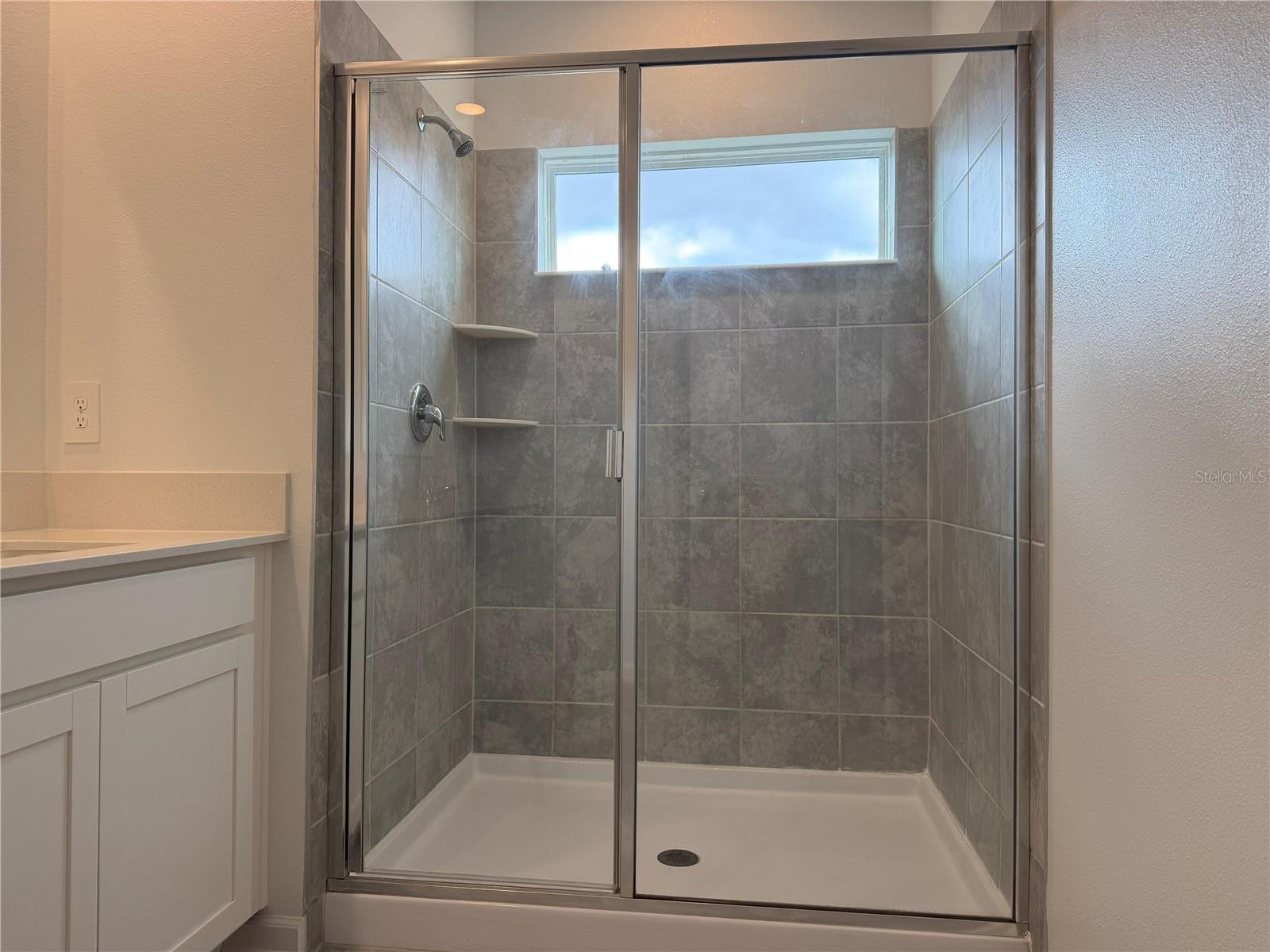 Image 14 of 19 For 2950 Savoir Avenue