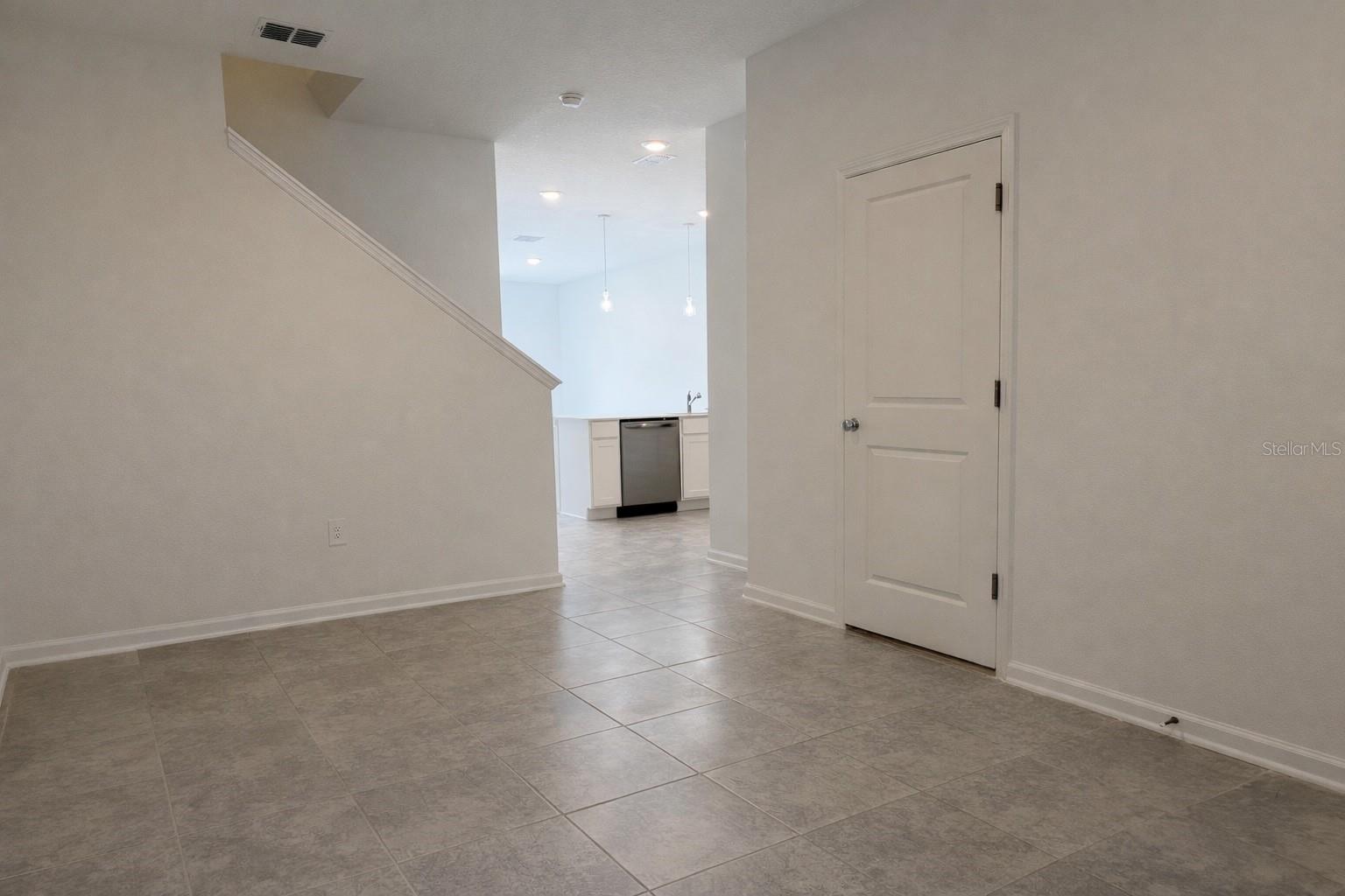 Image 2 of 19 For 2950 Savoir Avenue