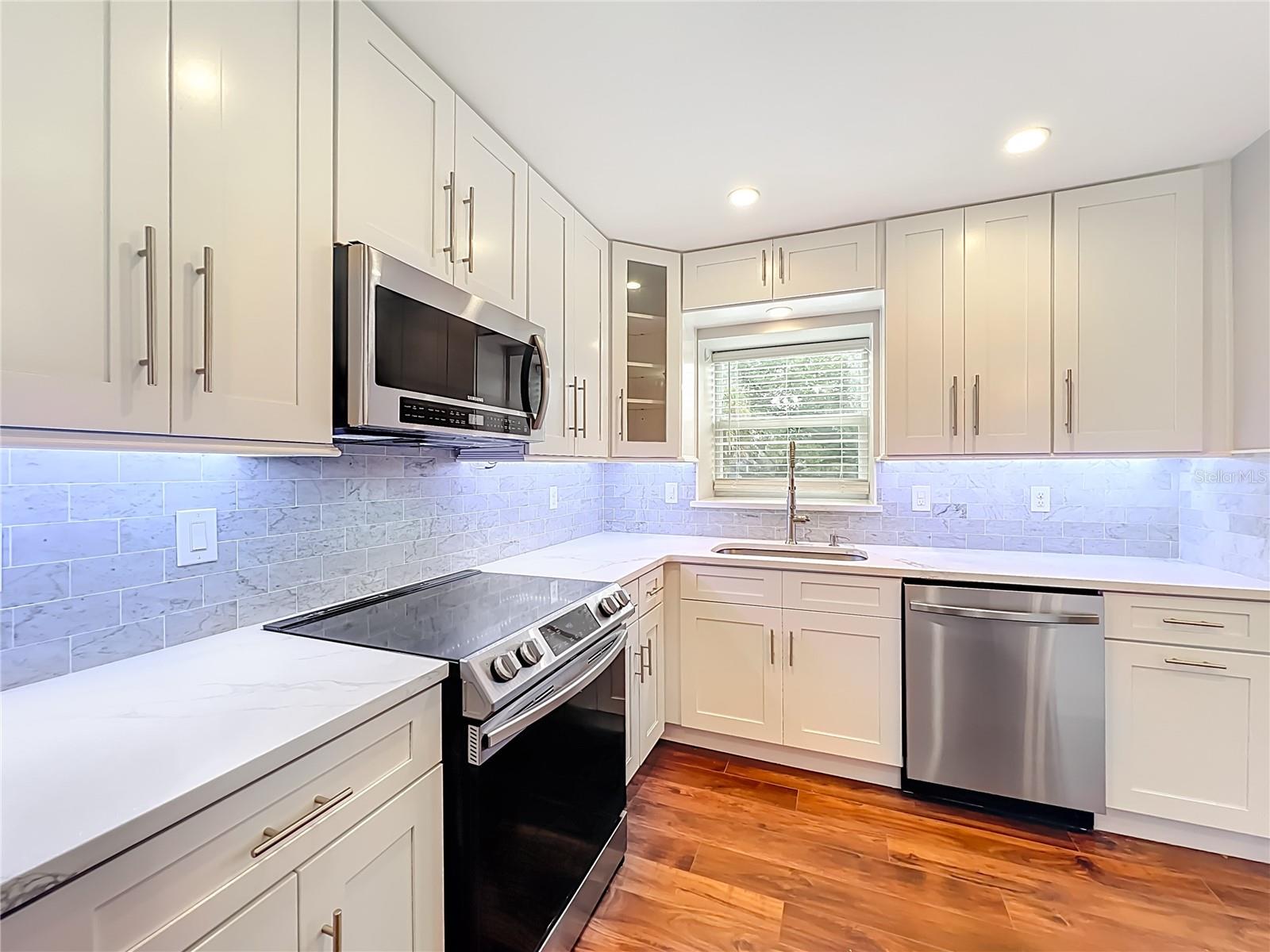 Image 15 of 52 For 200 Saint Andrews Boulevard 2504